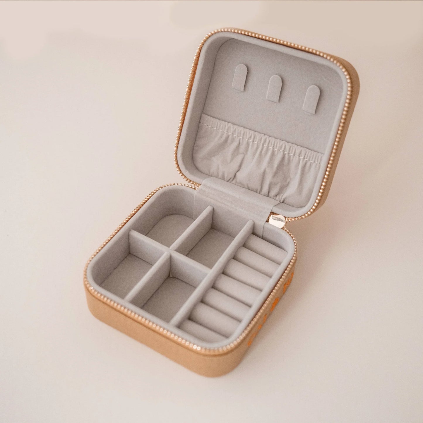 Travel Jewellery Case in Ochre Linen