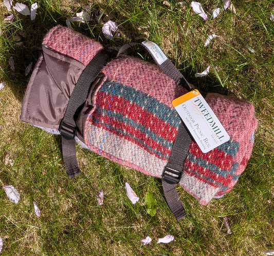 Tweedmill - Picnic Rug Roll - Recycled Wool 145x145cms - Red/Green Mix