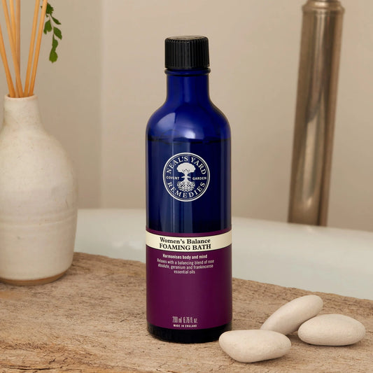 Neal's Yard Remedies Woman's Balance Foam Bath 200ml (Vegan approved)